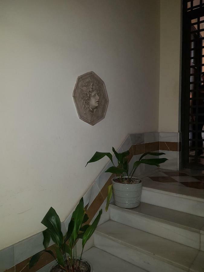 Casa De Eugenia Lägenhet Málaga Exteriör bild